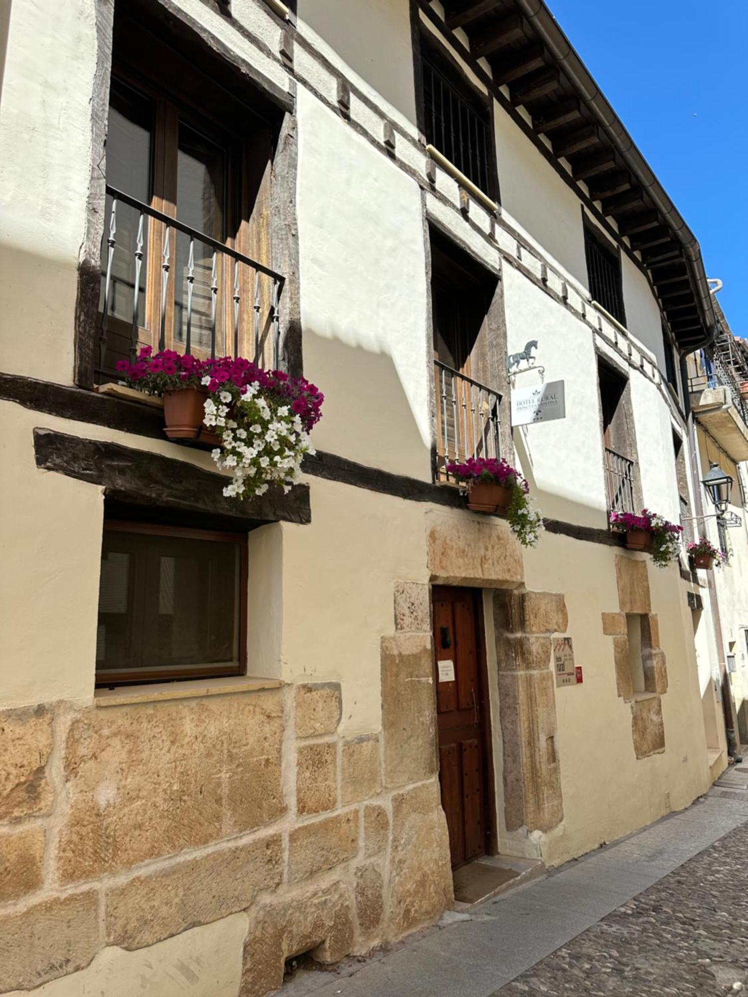 Hotel Rural Princesa Kristina โกวาร์รูเบียส ภายนอก รูปภาพ