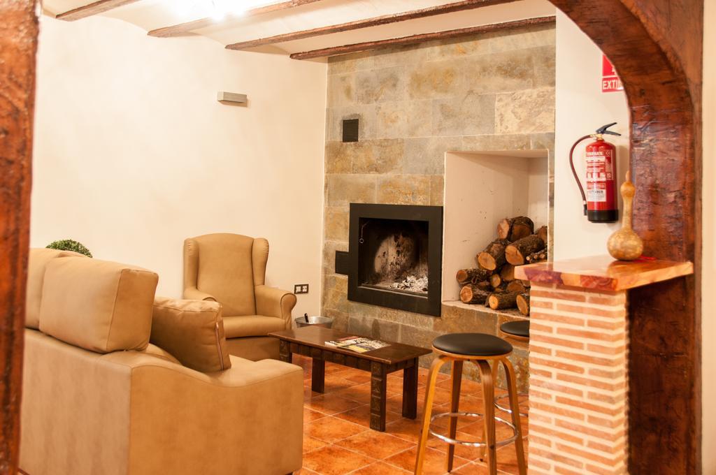 Hotel Rural Princesa Kristina โกวาร์รูเบียส ภายนอก รูปภาพ