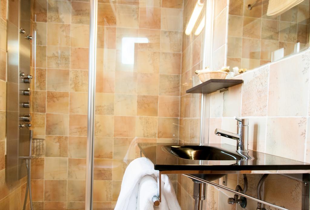 Hotel Rural Princesa Kristina โกวาร์รูเบียส ห้อง รูปภาพ
